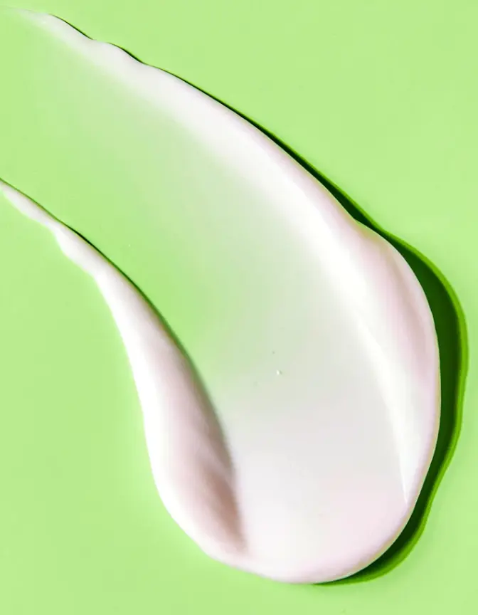 Moisturizer with ceramides, squalane, and fruit oil complex for hydrated, healthy skin. Tree Hut Pink Hibiscus Moisturizing